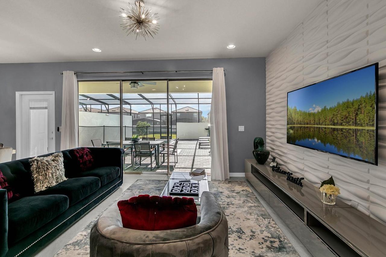 5 Bedrooms - 4,5 Bathrooms - Windsor At Westside 8928 Sa Орландо Экстерьер фото