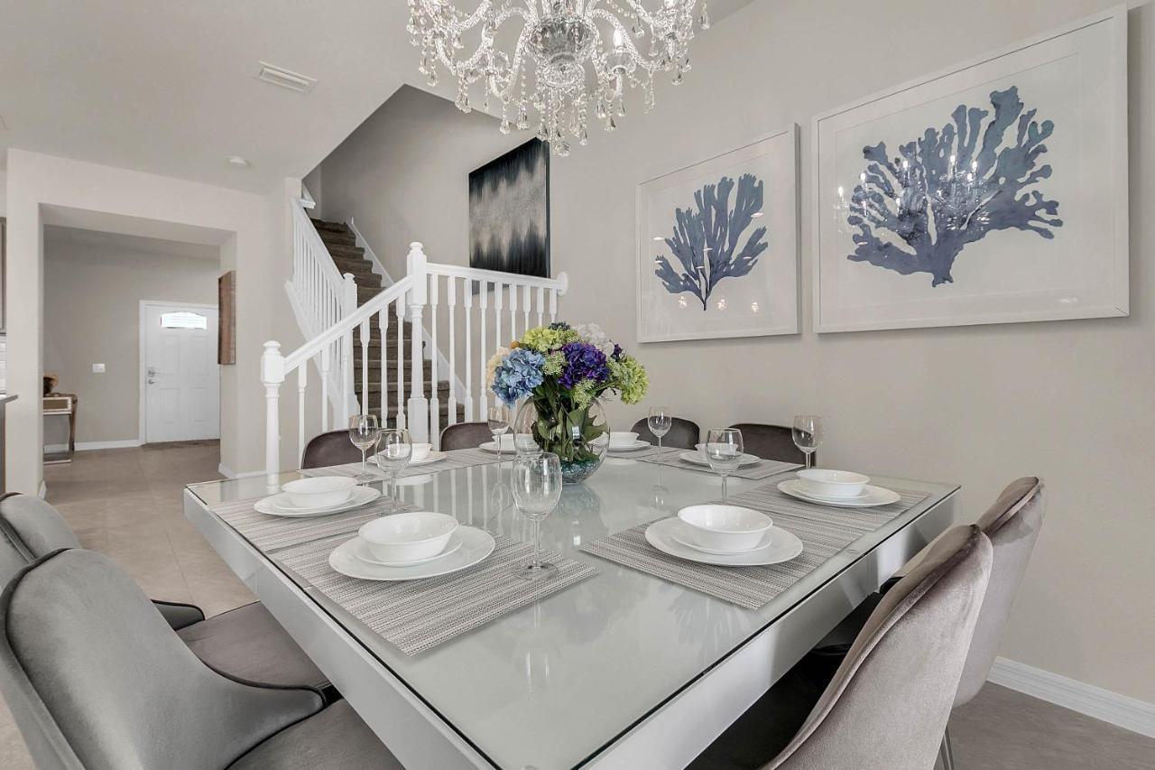 5 Bedrooms - 4,5 Bathrooms - Windsor At Westside 8928 Sa Орландо Экстерьер фото