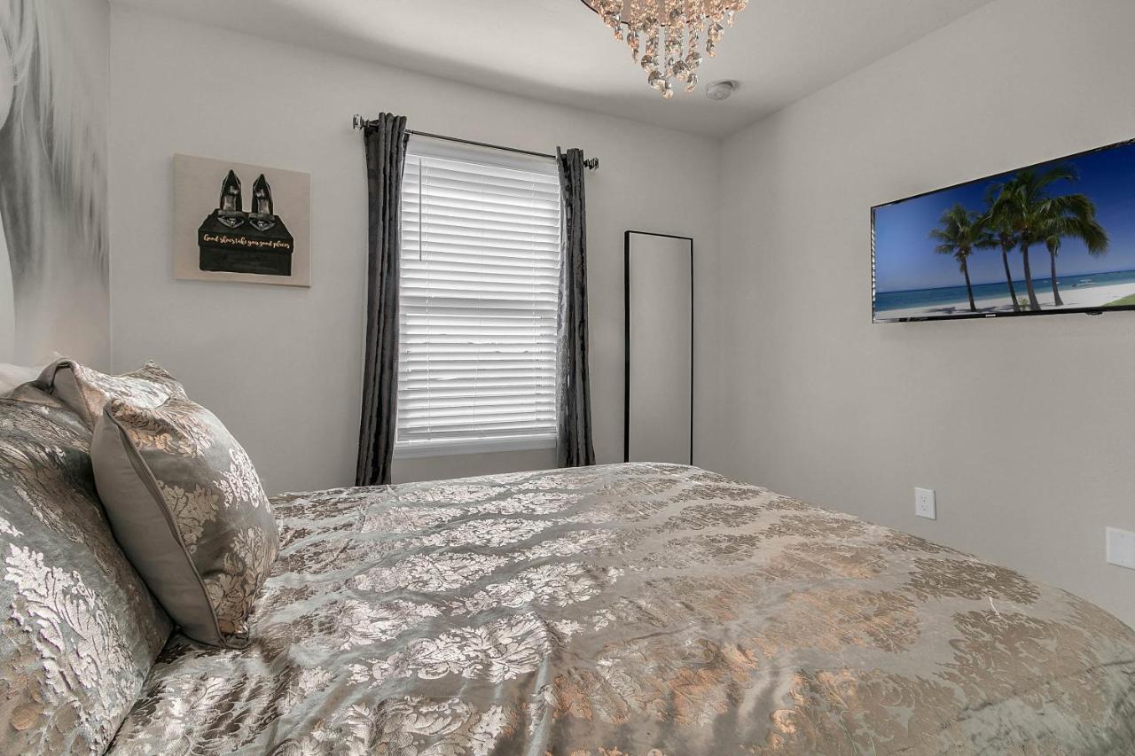 5 Bedrooms - 4,5 Bathrooms - Windsor At Westside 8928 Sa Орландо Экстерьер фото