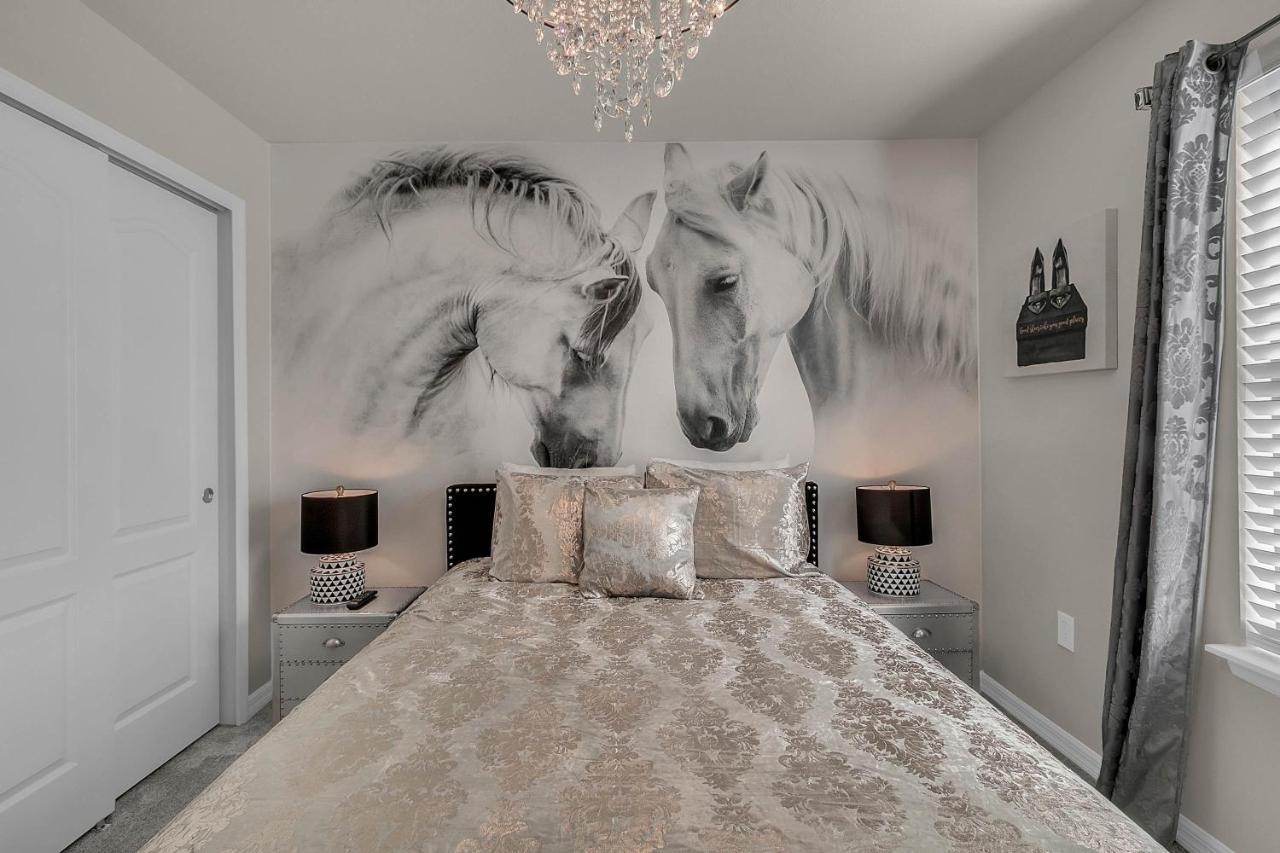 5 Bedrooms - 4,5 Bathrooms - Windsor At Westside 8928 Sa Орландо Экстерьер фото