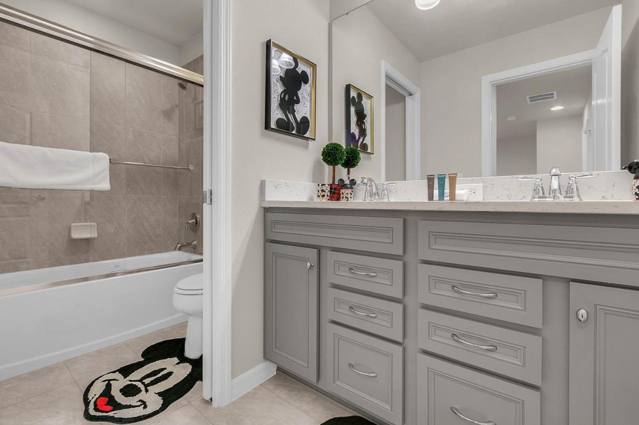 5 Bedrooms - 4,5 Bathrooms - Windsor At Westside 8928 Sa Орландо Экстерьер фото