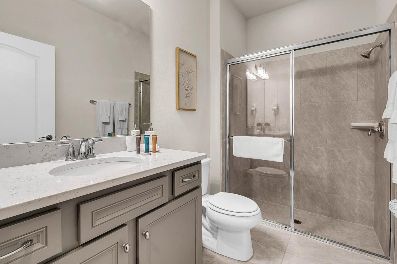 5 Bedrooms - 4,5 Bathrooms - Windsor At Westside 8928 Sa Орландо Экстерьер фото