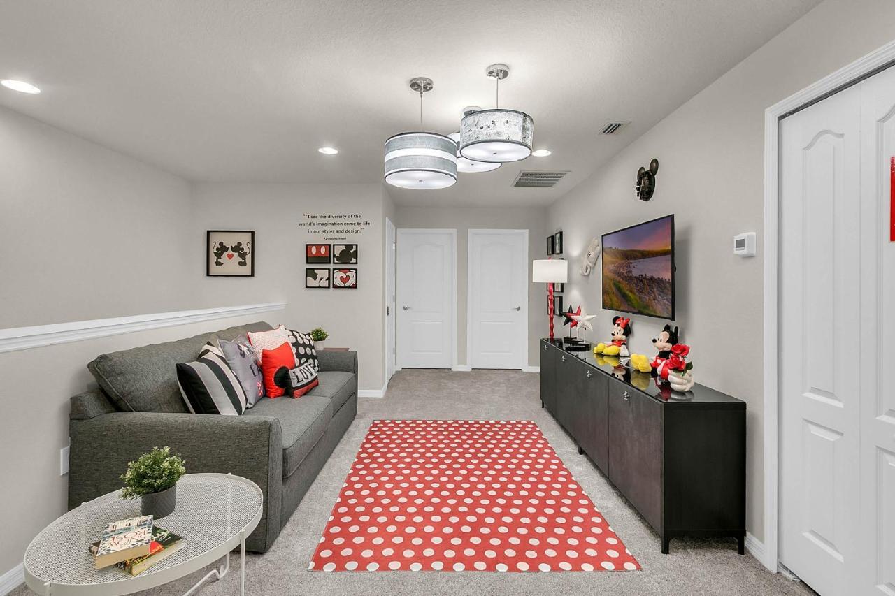 5 Bedrooms - 4,5 Bathrooms - Windsor At Westside 8928 Sa Орландо Экстерьер фото